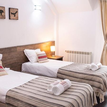 Hotel Floare De Colt Mînăstirea Humorului Zewnętrze zdjęcie